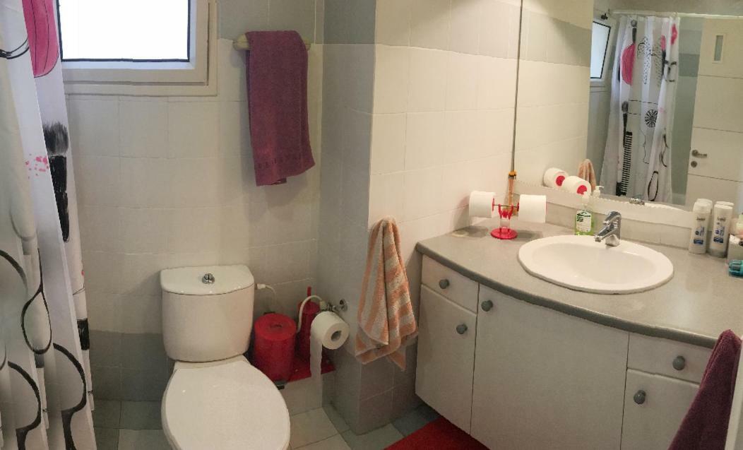 Comfortable Quiet Room With A Private Bathroom In Shared Apartment Tel Aviv Ngoại thất bức ảnh